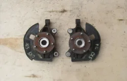 Кулак поворотный правый для Mazda CX 5 2019 года на фотографиях