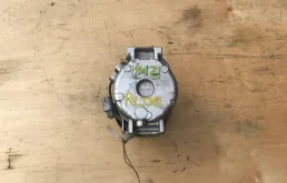 Компрессор кондиционера для Toyota Alphard 2008 года на фотографиях