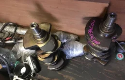 ГБЦ для Kia Sorento 2002 года на фотографиях