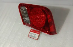 Фонарь правый для Honda Civic на фотографиях