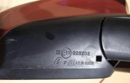Корпус зеркала правый для Nissan Qashqai 2013 года на фотографиях