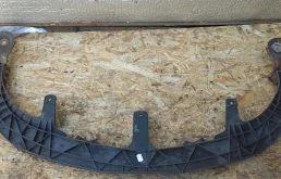 Усилитель бампера передний верхний для Opel Insignia на фотографиях