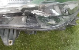 Фара ксенон левая для Opel Insignia 2013 года на фотографиях