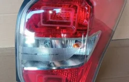 Фонарь правый для Subaru Forester 2013 года на фотографиях