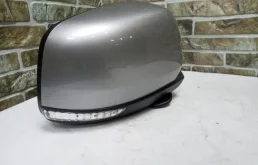 Стекла и зеркала для Jeep Grand Cherokee на фотографиях