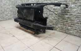 Панель радиатора (телевизор) для Mercedes-Benz GL class на фотографиях