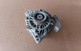 Генератор для Subaru Forester 2019 года на фотографиях