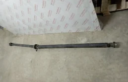 Карданный вал задний для Volvo XC90 2010 года на фотографиях