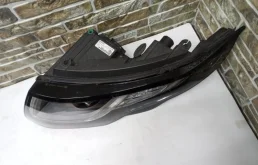 Фары для Land Rover Range Rover Evoque 2014 года на фотографиях