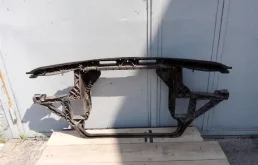 Панель радиатора (телевизор) для BMW X3 2008 года на фотографиях