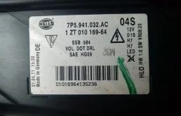 Фара правая для Porsche Cayenne на фотографиях