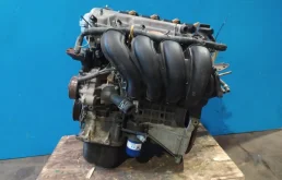 Двигатель без навесного для Toyota Opa на фотографиях