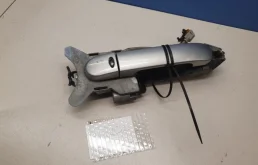 Ручка двери передняя левая внешняя для Nissan Note 2006 года на фотографиях