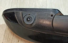 Стекла и зеркала для Nissan Qashqai 2011 года на фотографиях