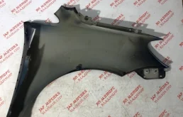 Крылья для Volkswagen Touran 2015 года на фотографиях