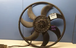 Вентилятор радиатора охлаждения ДВС для BMW X3 на фотографиях