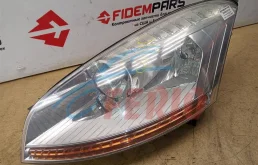 Фара левая для Citroen C4 Picasso 2009 года на фотографиях