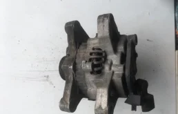 Генератор для Citroen Berlingo 1999 года на фотографиях