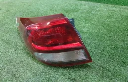 Фонарь левый для Kia Rio X line 2025 года на фотографиях