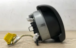 Подушка безопасности водителя для Volkswagen Touareg 2014 года на фотографиях