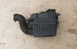 Корпус воздушного фильтра (нижняя часть) для Hyundai Solaris на фотографиях