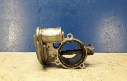 Дроссельная заслонка для BMW X5 на фотографиях