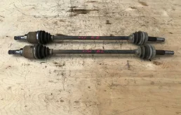 Привод задний левый для Nissan X-Trail 2013 года на фотографиях