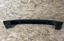 Усилитель заднего бампера для Audi Q3 на фотографиях