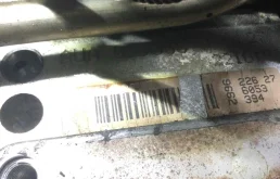 Двигатель без навесного для Volkswagen Polo 1999 года на фотографиях