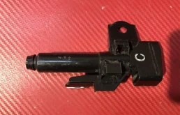 Форсунка стеклоомывателя для Subaru XV GT/G24 2017+