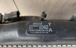 Радиатор охлаждения ДВС для Honda Civic 2010 года на фотографиях