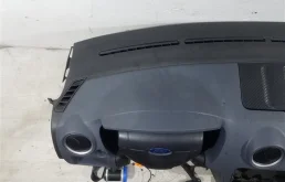 Торпедо (в сборе) для Ford Fusion на фотографиях