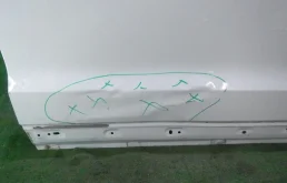 Дверь передняя правая для Audi Q3 2012 года на фотографиях